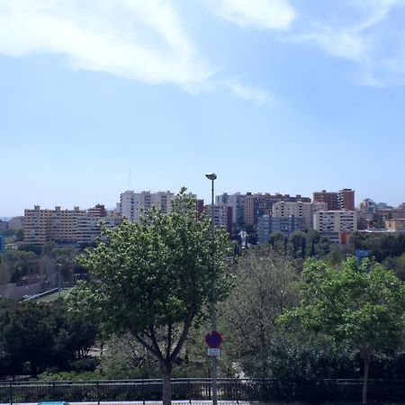 Cheap Booking Rooms L'Hospitalet de Llobregat Eksteriør bilde