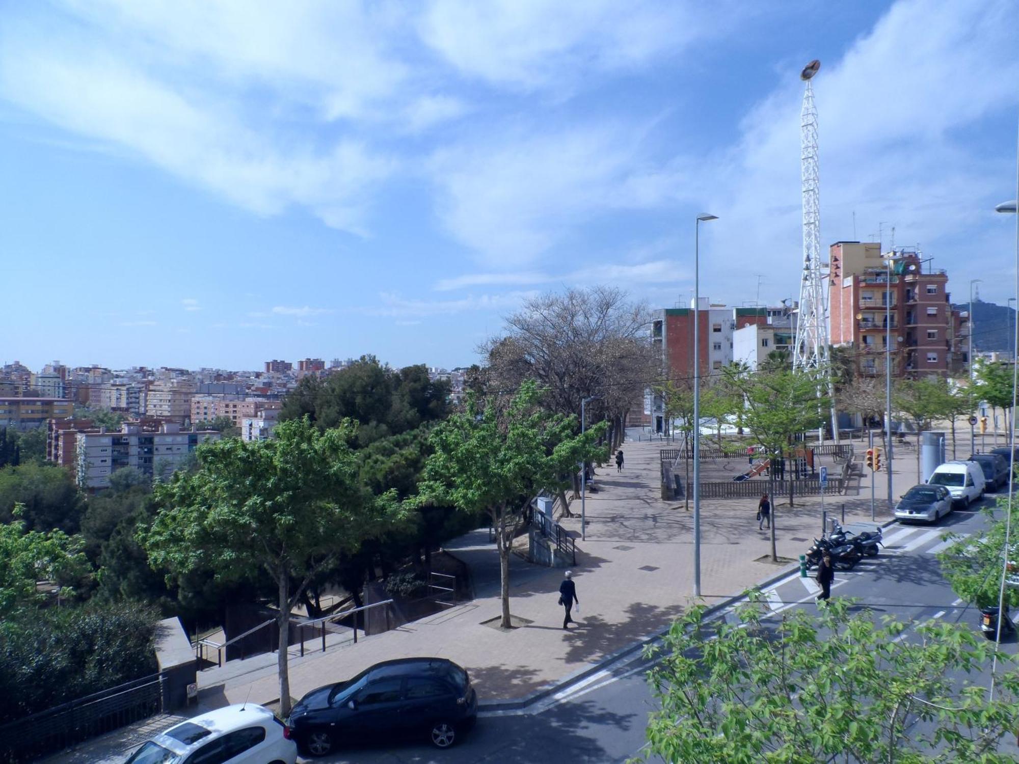Cheap Booking Rooms L'Hospitalet de Llobregat Eksteriør bilde